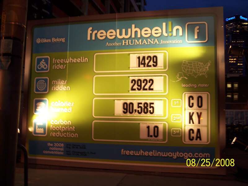 Picture taken from a freewheelin’ bike at DNC 08. Learn more about sharing bikes at www.freewheelinwaytogo.com/FWWelcome.aspx