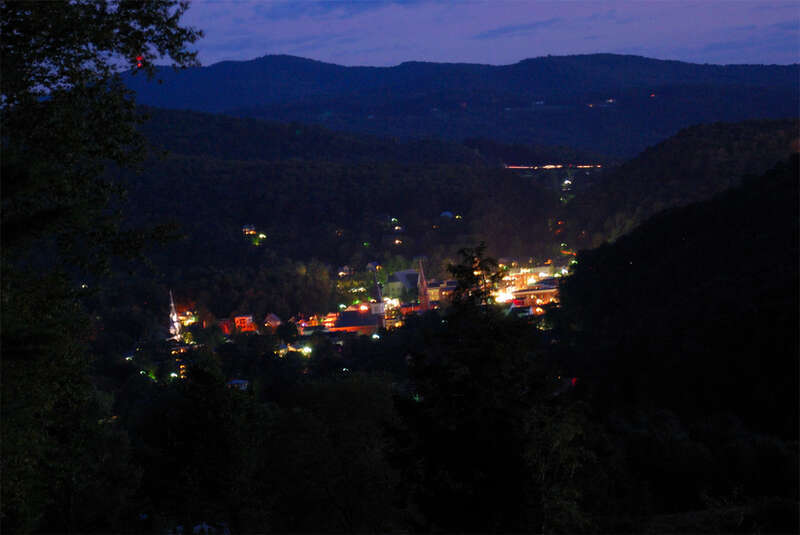 Stadtzentrum entlang der Main Street