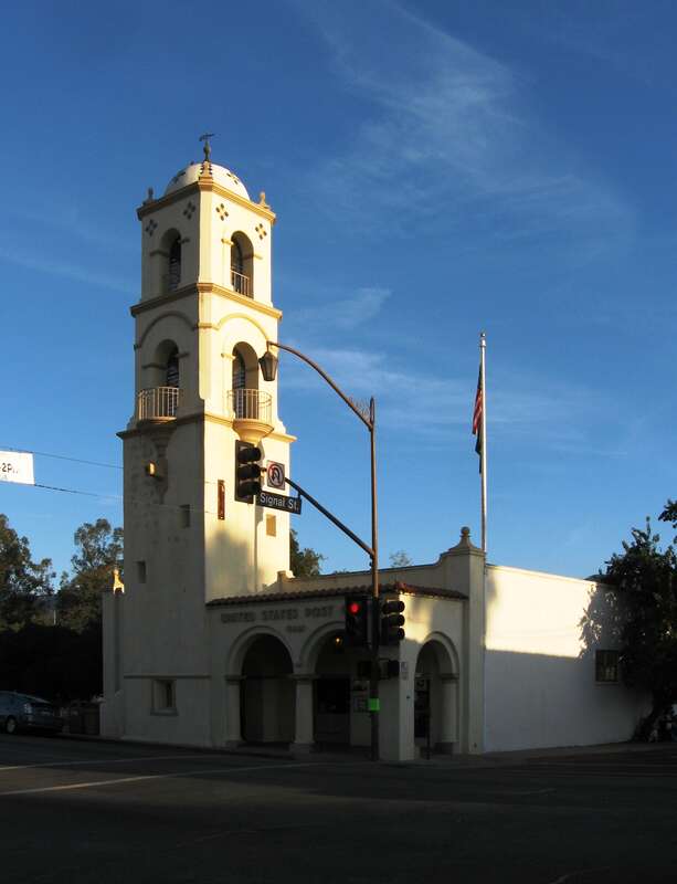 The Spanish Colonial Revival style post office in Ojai, California.
Built in 1917, the bell-tower is reminiscent of the Basilica Menor de San Francisco de Asis campanile in Havana.