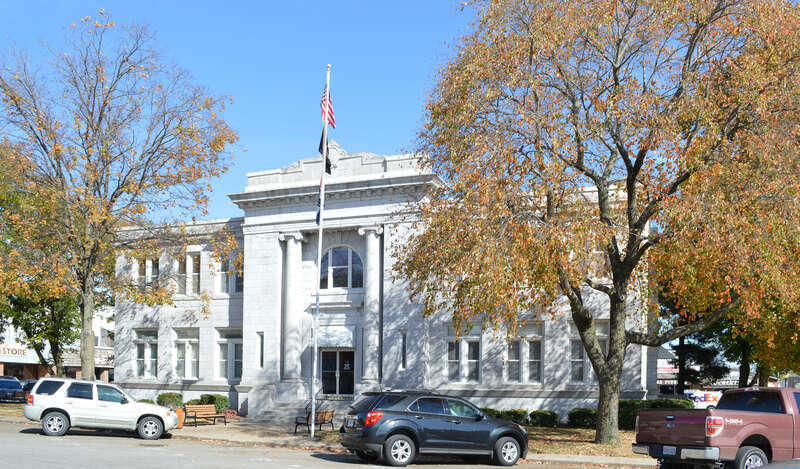 Barry County, Missouri, courthouse in Cassville