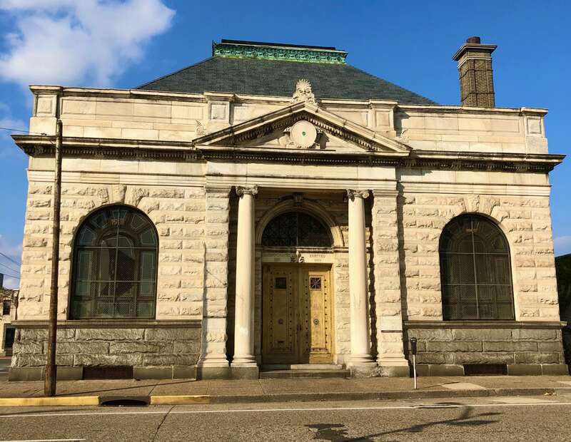 This is an image of a place or building that is listed on the National Register of Historic Places in the United States of America. Its reference number is 90001253.