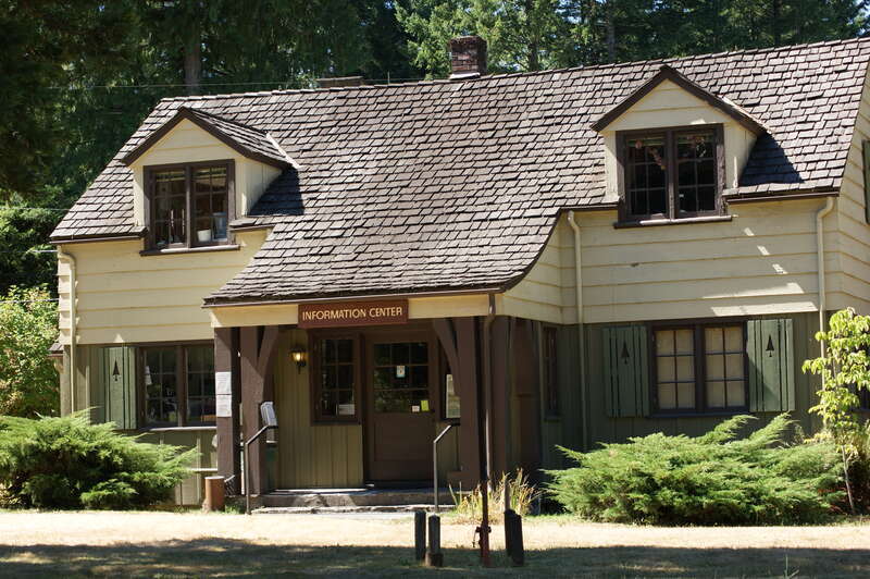 Zigzag Ranger Station