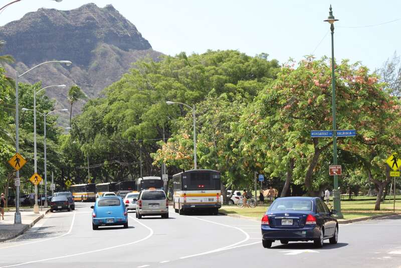 Intersection of Kalakaua Ave. &amp;amp; Monsarrat Ave., Honolulu, HI, USA
