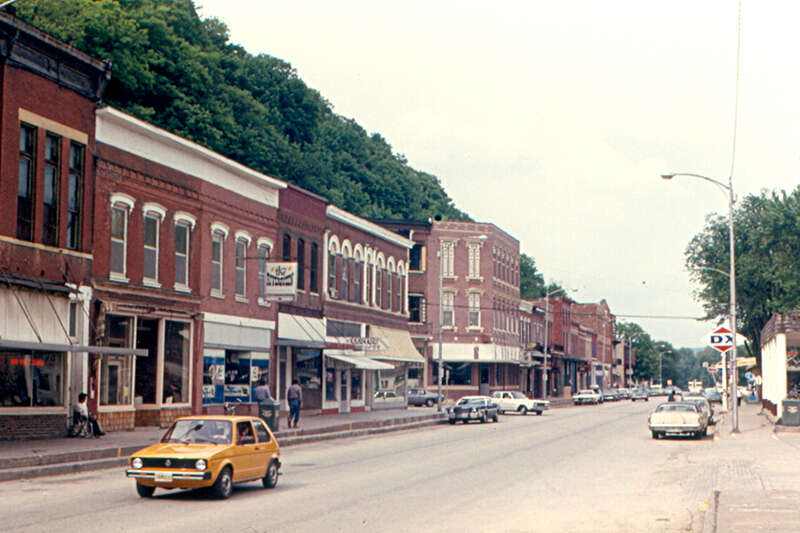 Marquette, Iowa is at the west end of the bridge over the Mississippi River from Prairie du Chien.  McGregor is just to the south.  The two are looked on as twin towns, and have a combined population of less than 1,000.  John Ringling and his