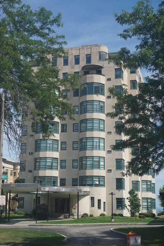 The Exton 1260 Apartments in Milwaukee, Wisconsin (United States).