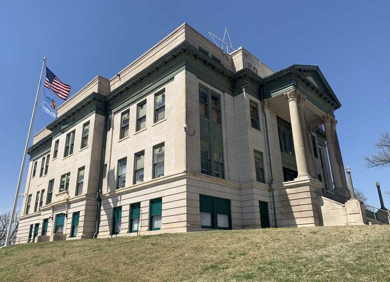 Oblique view of Osage County Courthouse in Pawhuska, Oklahoma