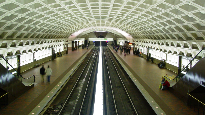 Upper level of L'Enfant Plaza station, viewed from the mezzanine at the Maryland Avenue SW entrance.

Ben Schumin is a professional photographer who captures the intricacies of daily life.  This image may be used under Creative Commons