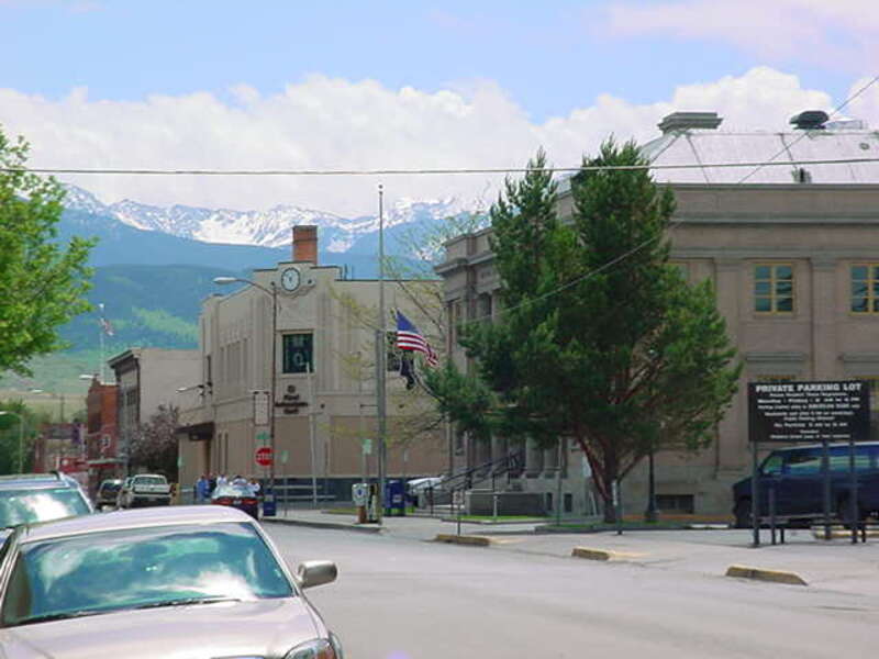 View of Downtown Livingston Montana. The view is from 2nd St., between Park and Callender, looking southeast.