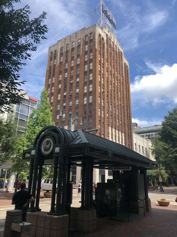 88 Union Center (Office building) at Union Avenue and Main STreet in Memphis, Tenenssee