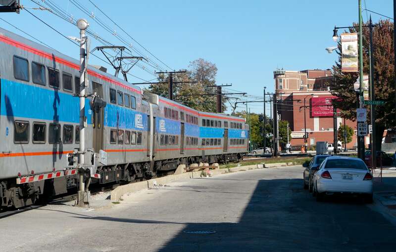 A Metra Electric train running in 71st Street passed our tour many times