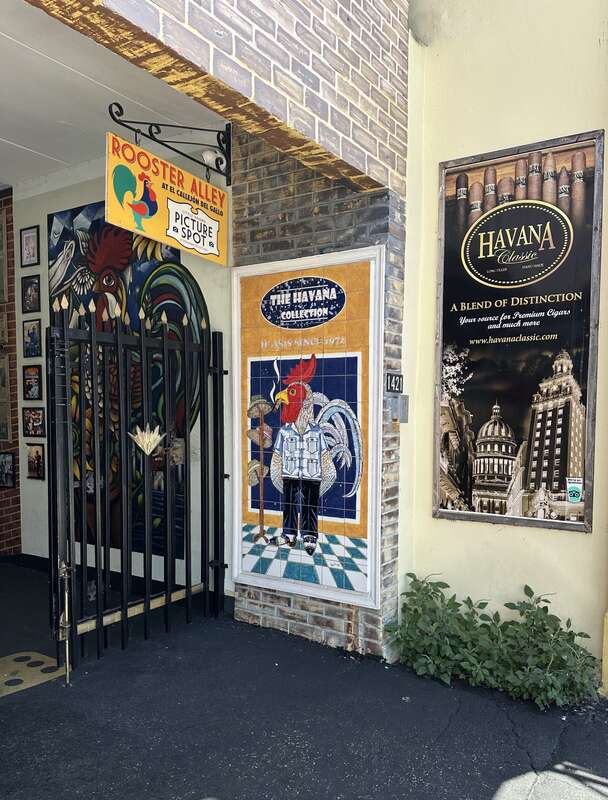 Calle Ocho Little Havana - Rooster Alley