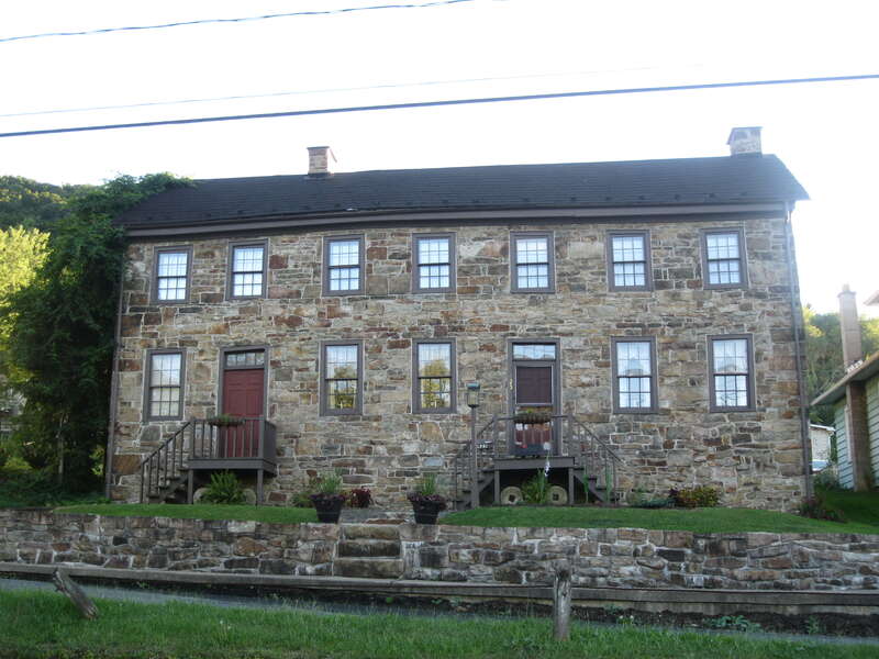 Nathan Harvey House, built about 1804 in Mill Hall in Clinton County, Pennsylvania, USA
