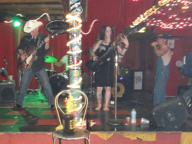 &quot;The Unnaturals&quot; playing at Banks Street Bar, New Orleans, 1:55 AM