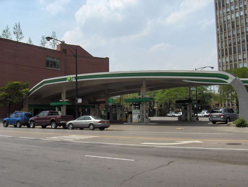 BP gas station in the Lincoln Park neighborhood in Chicago