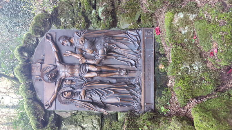 Station 12 Jesus Dies on the Cross