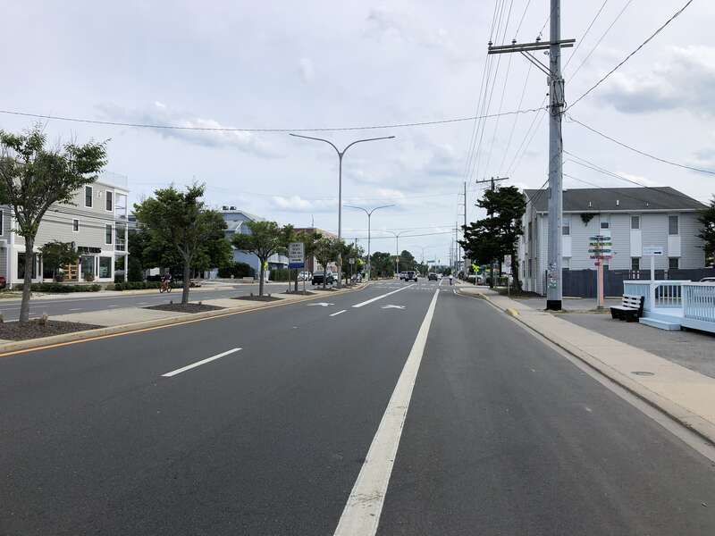 View south along Delaware State Route 1 (Coastal Highway) at Read Avenue in Dewey Beach, Sussex County, Delaware