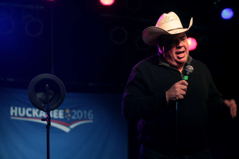 Jim Labriola performing for supporters of former Governor Mike Huckabee at a campaign rally featuring country musician Josh Turner at Wooly's in Des Moines, Iowa.

Please attribute to Gage Skidmore if used elsewhere.