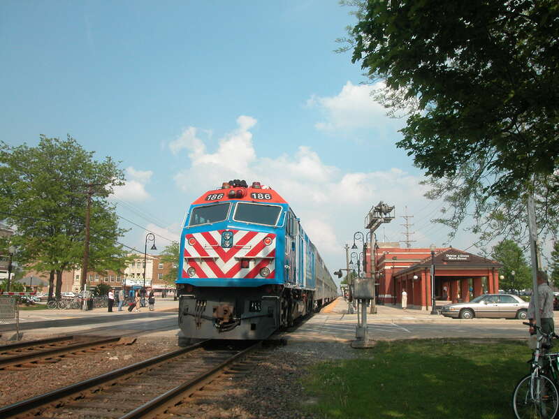 20040511 34 Downers Grove, IL