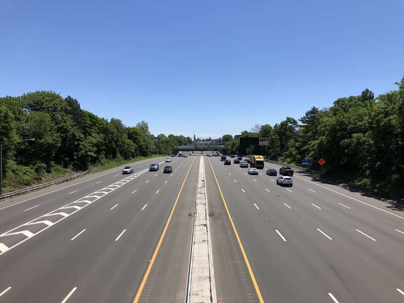 View east along Interstate 280 (Essex Freeway) from the overpass for Steuben Street in East Orange, Essex County, New Jersey