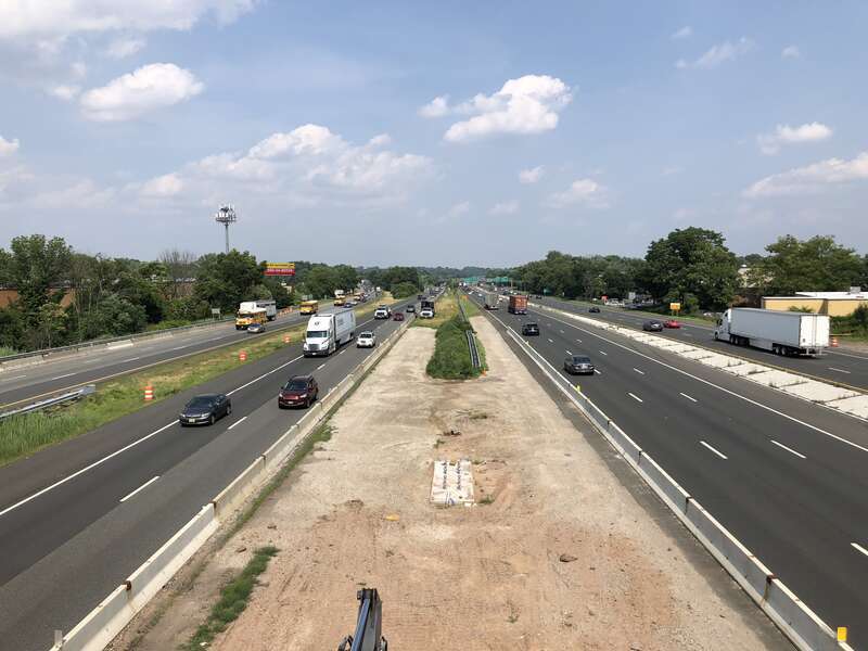 View east along Interstate 78 (Phillipsburg-Newark Expressway) from the overpass for Union County Route 577 (Main Street) in Springfield Township, Union County, New Jersey