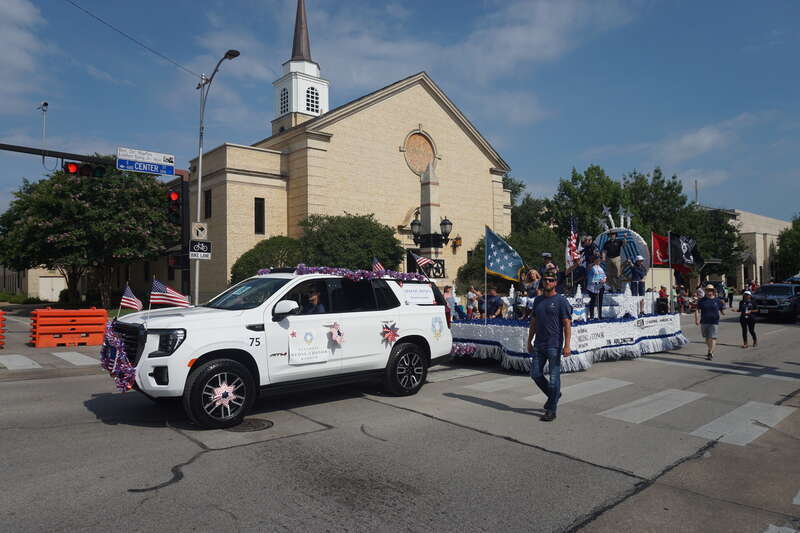 The National Medal of Honor Museum Foundation float in the 2021 Arlington Independence Day Parade in Arlington, Texas (United States).