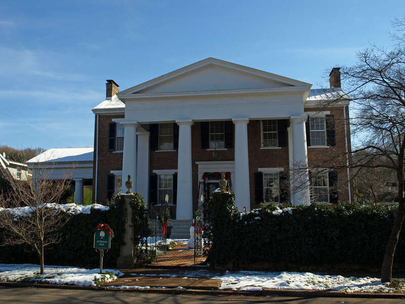 420 Randolph Avenue in Huntsville, Alabama, part of the Twickenham Historic District.