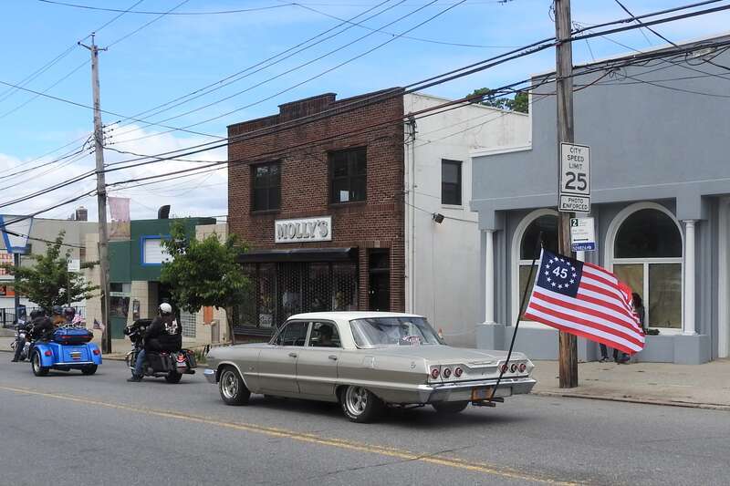 Looking northwest across Forest Avenue on a clearing midday