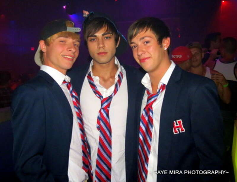 Atores da Helix Studios no Rich's San Diego em 16 de julho de 2014