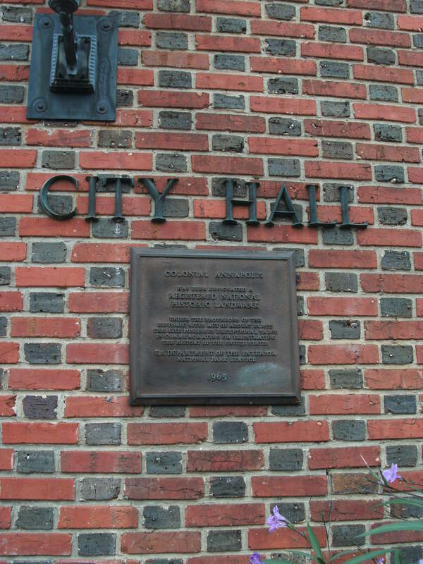 Colonial Annapolis Historic District, District boundaries approximate city boundaries surveyed in 1695 Annapolis