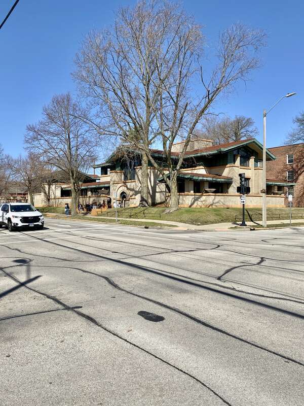 Built in 1902-1904, this Prairie-style house was designed by Frank Lloyd Wright for Susan Lawrence Dana, as a renovation of an Italianate-style house built in 1868-1869, which was completely surrounded by new construction and heavily modified.  The
