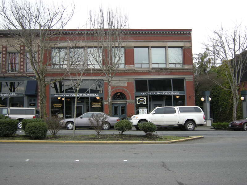 2909–2911 Hewitt Avenue, Everett, Washington, USA. This block of Hewitt is listed on the National Register of Historic Places as Swalwell Block and Adjoining Commercial Buildings.