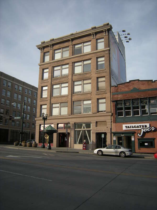 Commerce Building, 1801 Hewitt Avenue, Everett, Washington, USA. Listed on the National Register of Historic Places.