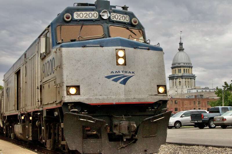 Amtrak FPH40 in Springfield, Illinois
