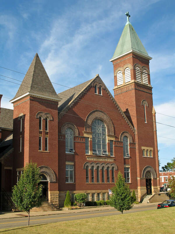 Registered Historic Places in Stark County, Ohio. 

First Methodist Episcopal Church, 470 E. Broadway St., Alliance, Ohio, USA. Photographed 2008-08-25 from the south side of Broadway St between Freedom and Linden Aves.  
Camera