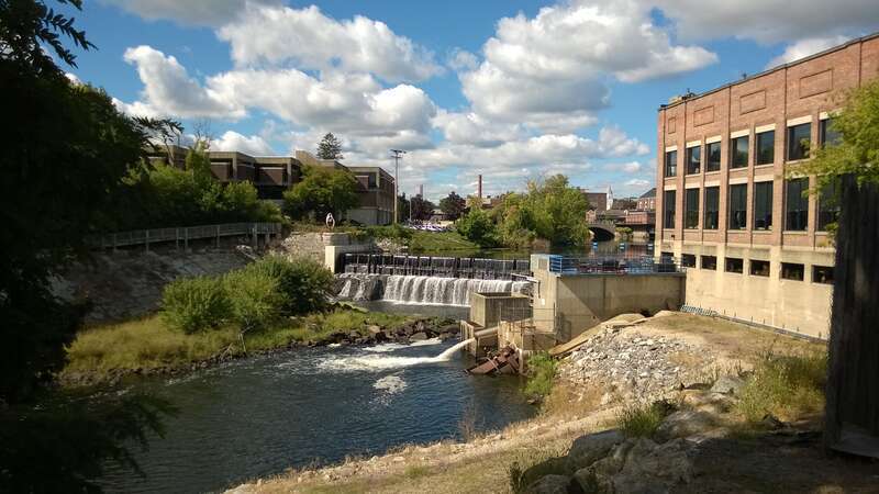 Views near Nashua river at the center of Nashua, NH