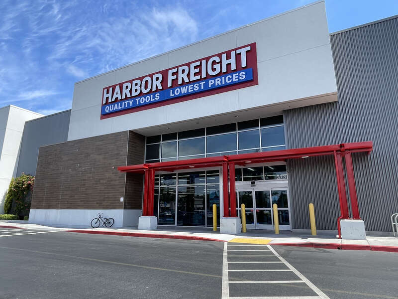 Harbor Freight Tools, Petaluma, California