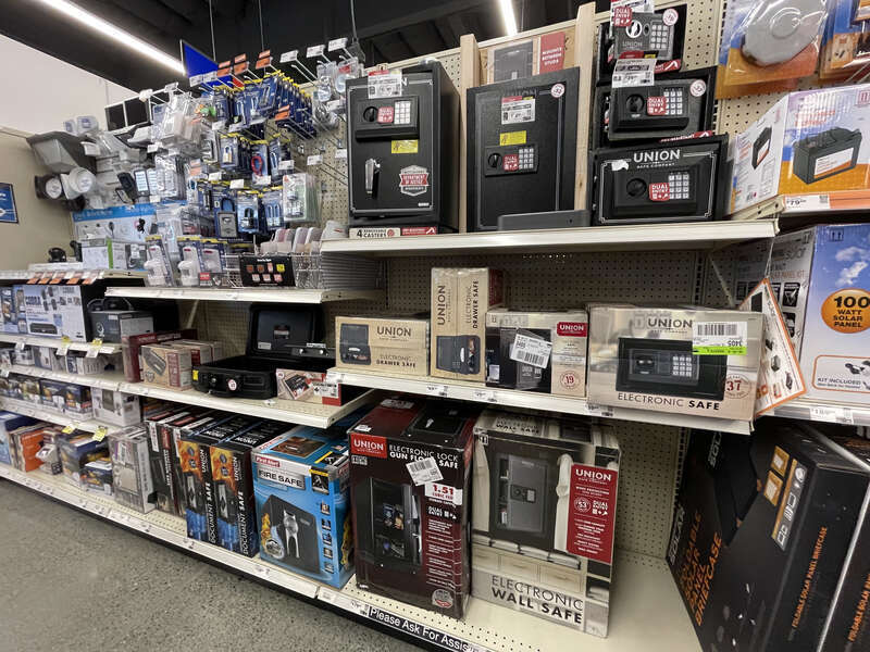 Harbor Freight Tools, Petaluma, California