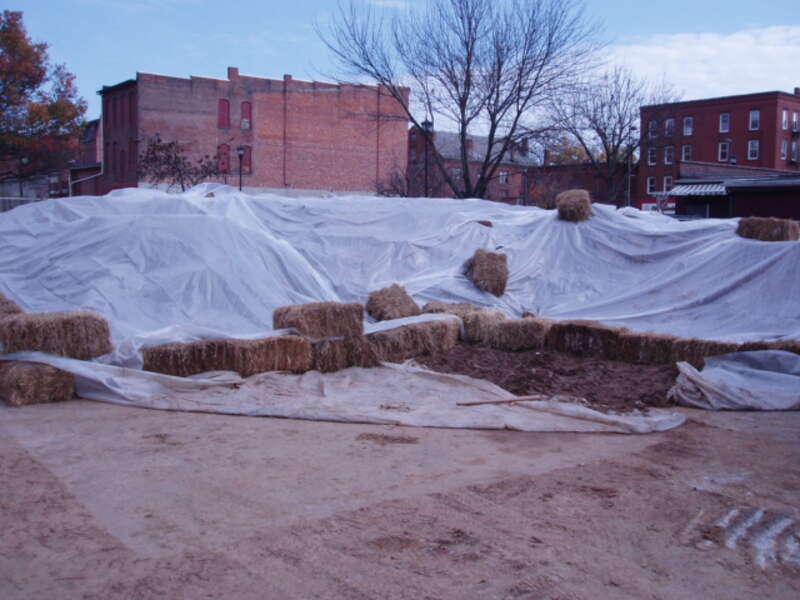 MassDEP directs response actions at an Underground Storage Tank (UST) site on Maple Street in Holyoke, Massachusetts - part of the planned Multimodal Transportation Center. The environmental assessment and cleanup work is funded under the American