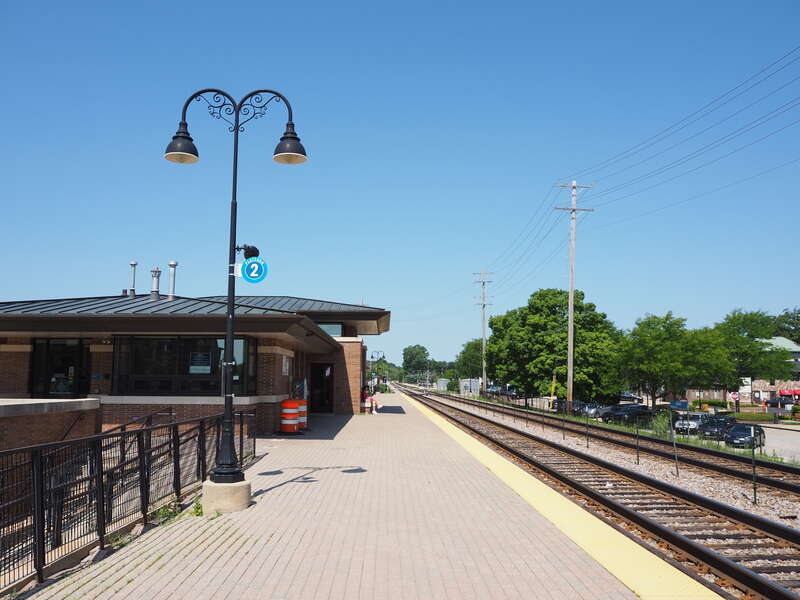 Inbound platform at Bartlett, looking west