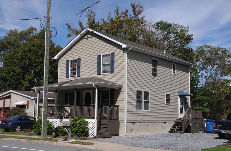 Jonathan Woodley House HOUSE ON MAIN STREET IN LITTLE CREEK HAS BEEN SUBSTANTIALLY ALTERED FROM WHEN IT WAS BUILT CIRCA 1850 BY WOODLEY, A CARPENTER BY TRADE. LOCALS HAVE VERIFIED THAT THIS IS THE HOUSE ON THE REGISTRY.