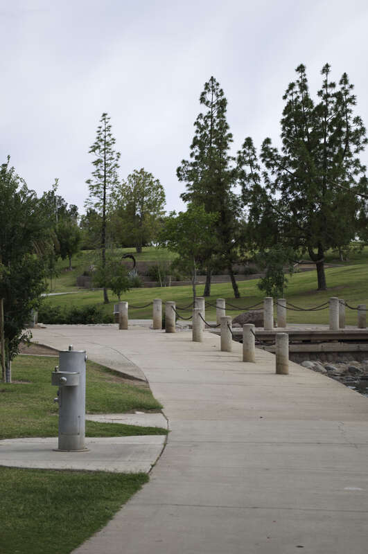 Kiwanis Park Lake Walk Path