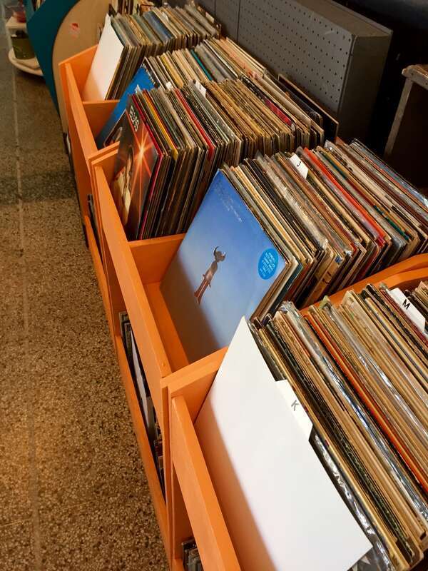 LP Records

Author is User:Jcutrer on Commons.