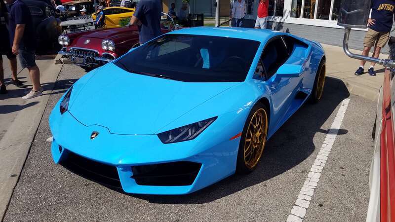 A Lamborghini Huracán at a car show in Beech Grove.