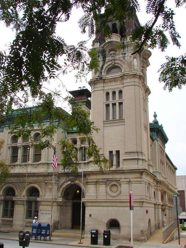 Lancaster City Historic District. Lancaster Municipal Building