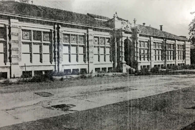 Liggett &amp;amp; Myers Tobacco Company Offices, Folsom Ave, St. Louis, MO (USA), designed by Isaac S. Taylor, 1896.