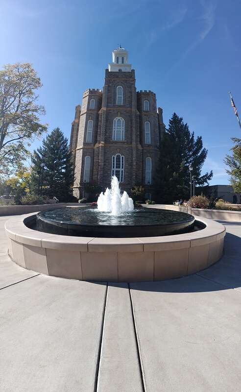 East face of the w:Logan Utah Temple taken in October 2024
