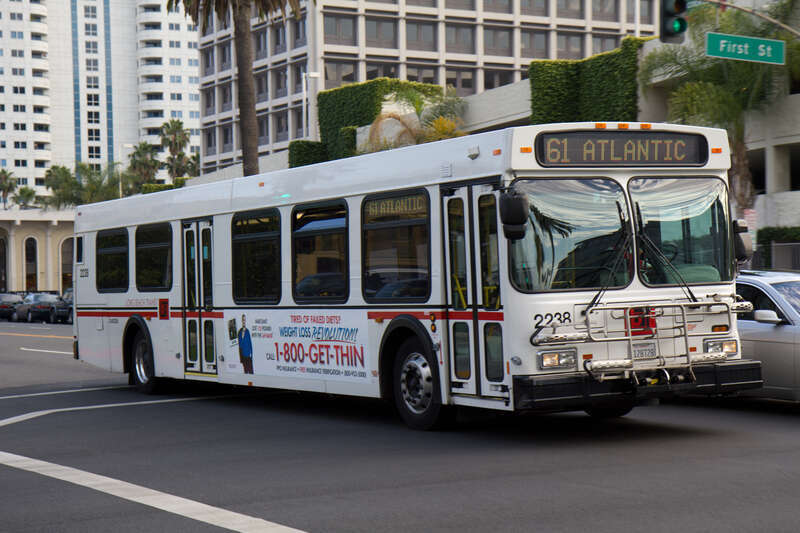 Long Beach Transit D40LF