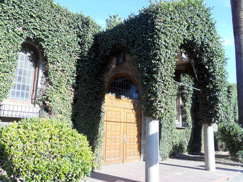 M. H. Simon's Undertaking Chapel