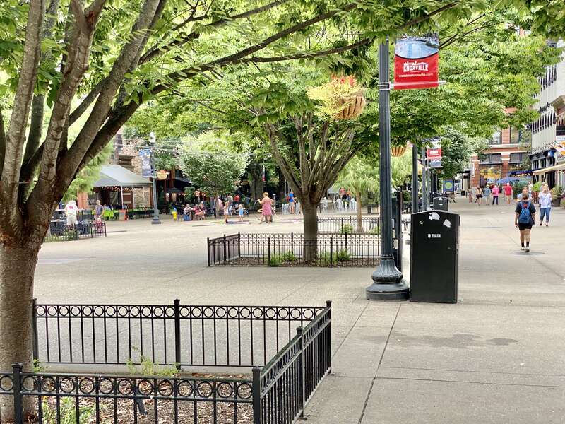 The location of Knoxville’s main city market house from 1853 until 1960, this pedestrian plaza was created in the early 1980s as part of a downtown renewal project that was coordinated with the 1982 World’s Fair, held in the Second Creek Gulch