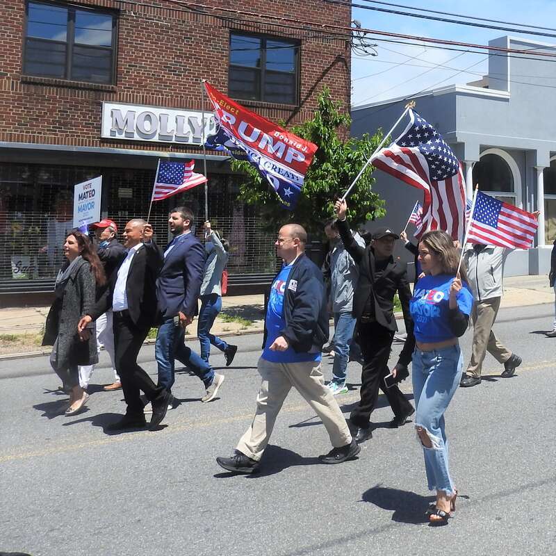 Looking northwest across Forest Avenue on a clearing midday